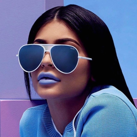 Quay Australia Accessories - KYLIE JENNER WHITE/SILVER "ICONIC" AVIATORS